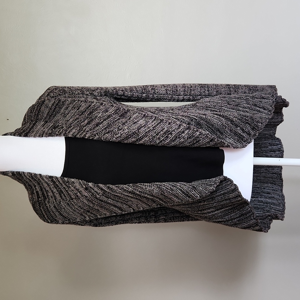 Apt 9 Cardigan Sweater Size Small Gray & Black